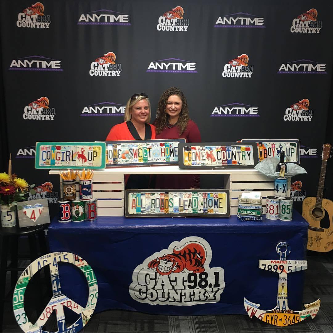 Unique Pl8z has Gone Country