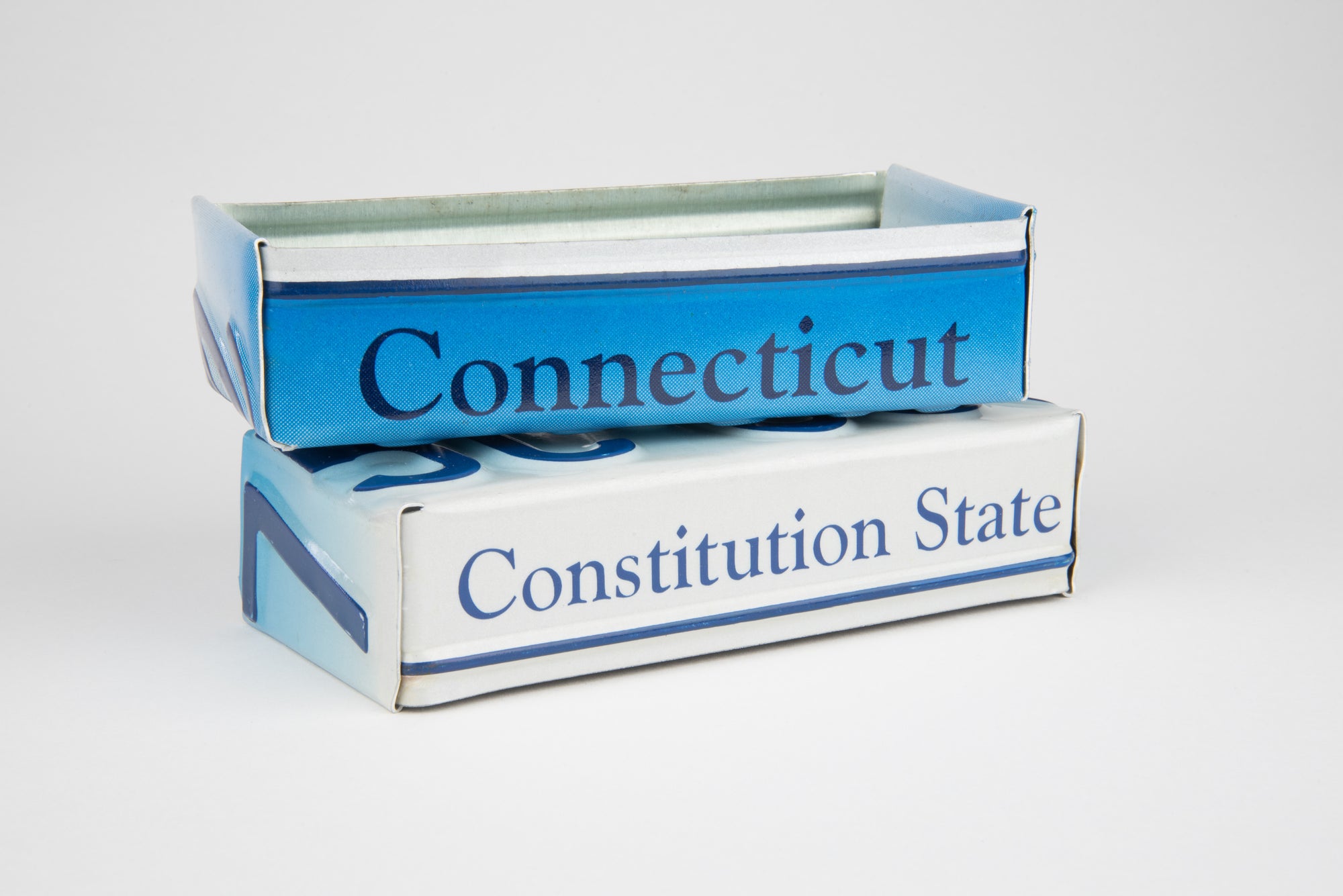 CONNECTICUT TRAY - Unique Pl8z