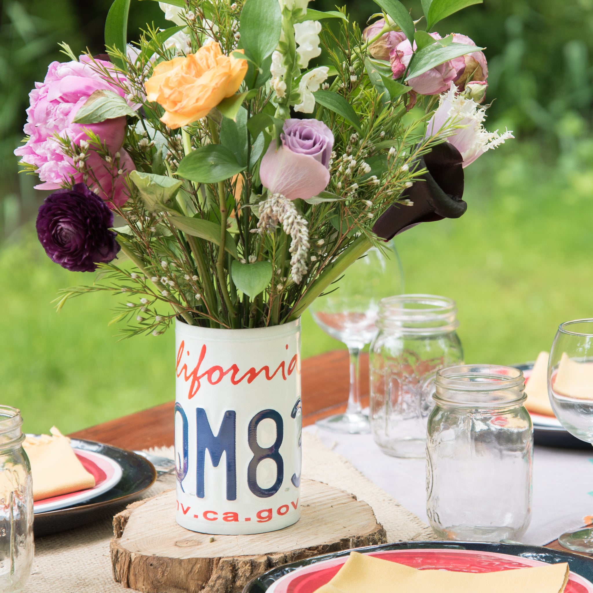 LICENSE PLATE CANISTER - Flower Vase