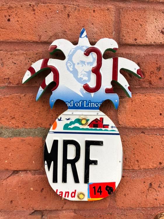 PINEAPPLE SHAPE  Recycled License Plate Art - Unique Pl8z